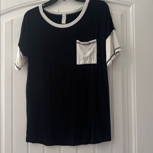 Black and White Pocket T-Shirt Sew in Love